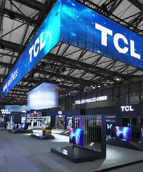 TCL, INSPIRE GREATNESS, TCL QD-Mini LED 巨幕... booth — AWE 2023